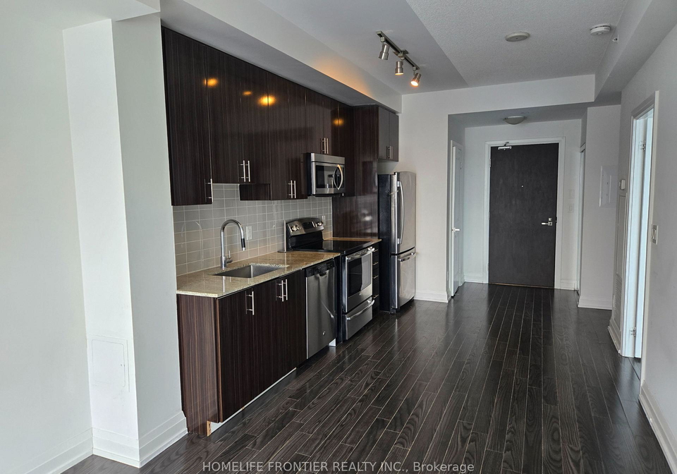 7161-w-yonge-street-markham-ontario-n12713962