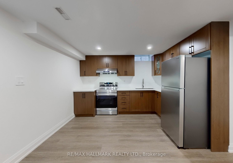 4-spiker-street-markham-ontario-n12714360