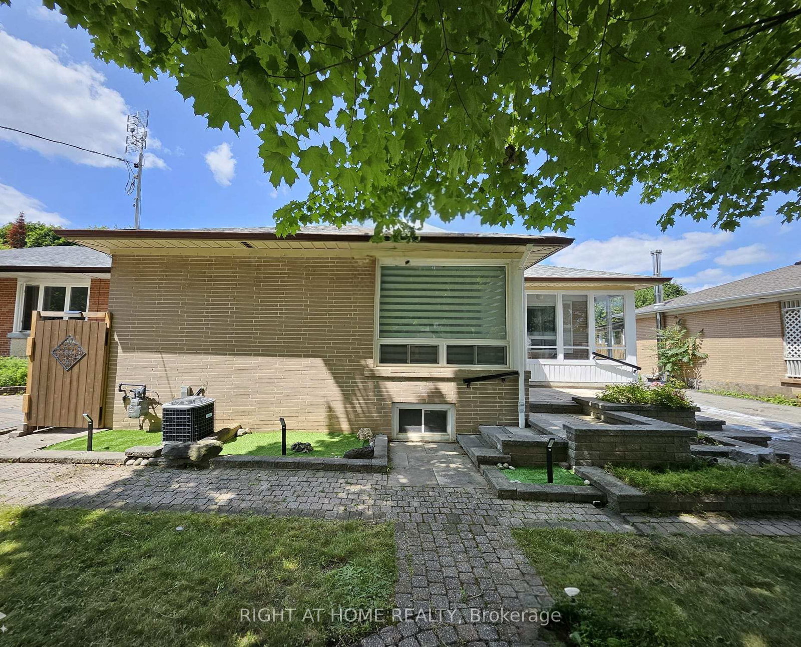 96-rockport-crescent-richmond-hill-ontario-n12715410