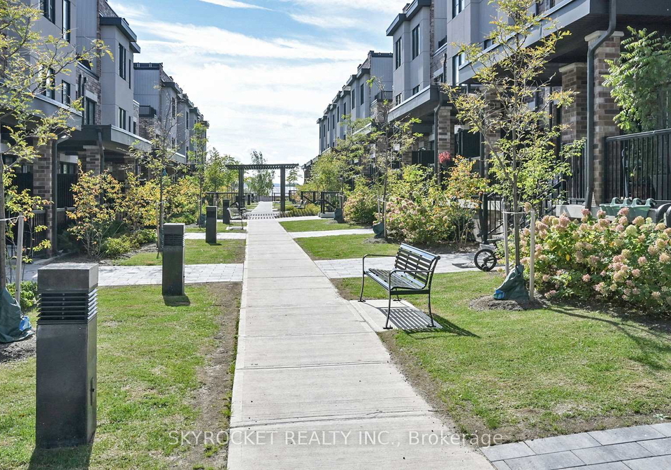 40-baynes-way-bradford-west-gwillimbury-ontario-n12716014