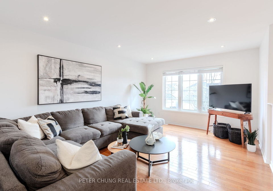 7-veseli-court-bradford-west-gwillimbury-ontario-n12716072