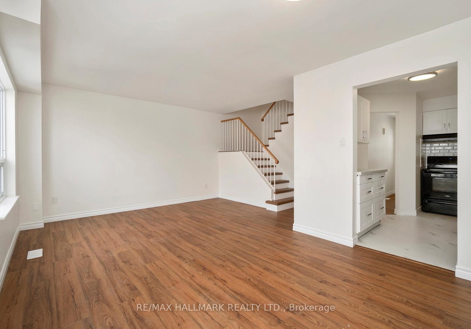 595-gibney-crescent-newmarket-ontario-n12716506