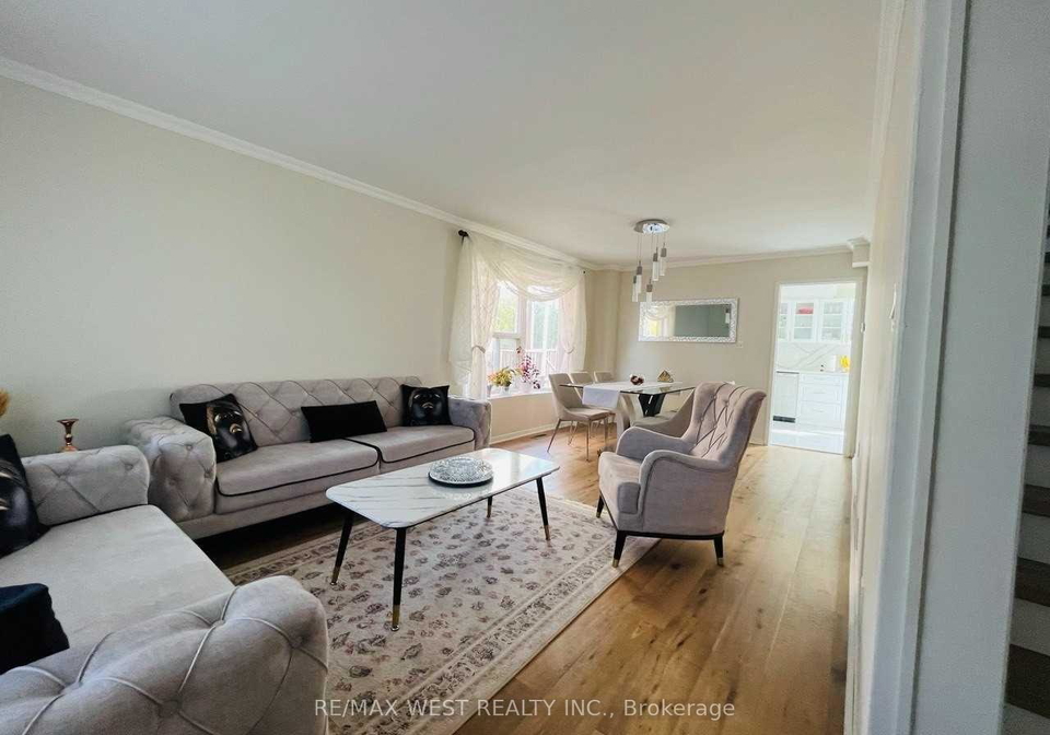 106-oconnor-crescent-richmond-hill-ontario-n12717326