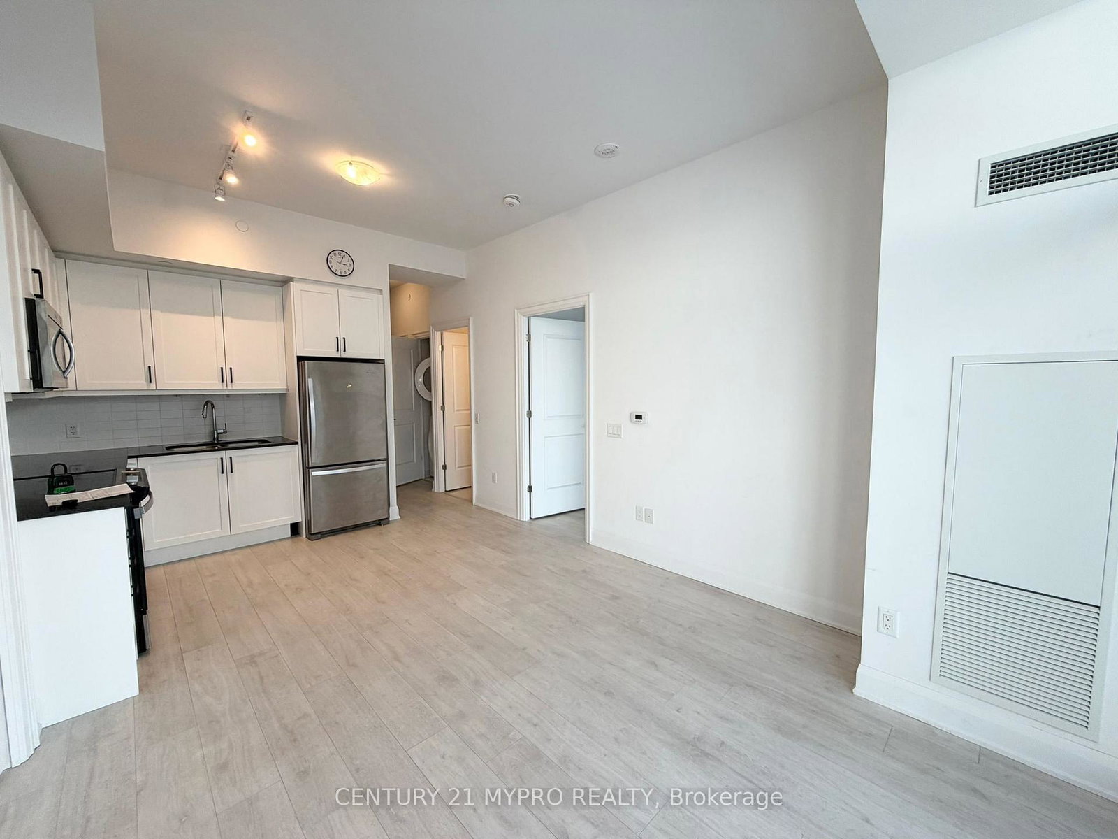 10-gatineau-drive-vaughan-ontario-n12718132