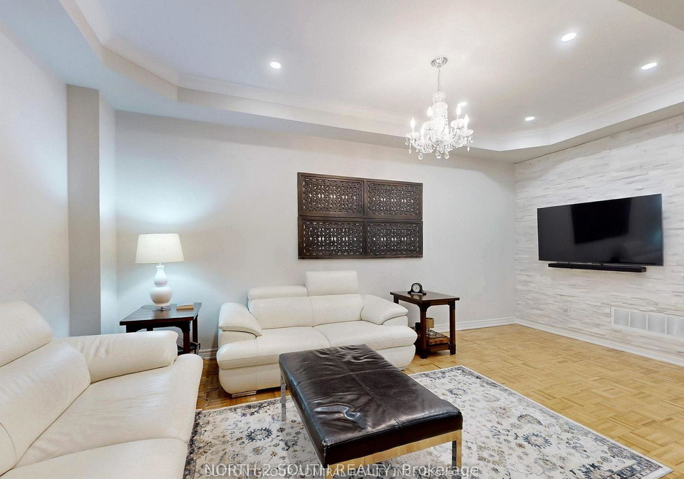 212-lauderdale-drive-vaughan-ontario-n12718898