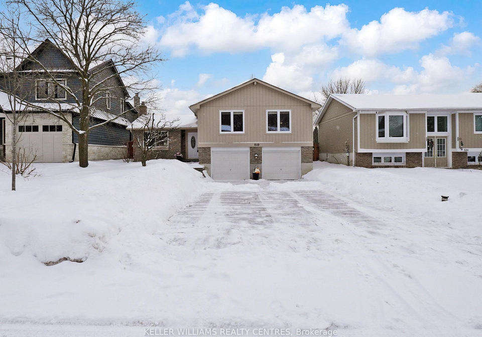 840-magnolia-avenue-newmarket-ontario-n12719702