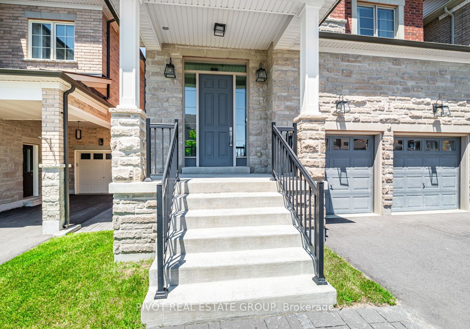 4-clara-may-avenue-east-gwillimbury-ontario-n12719900