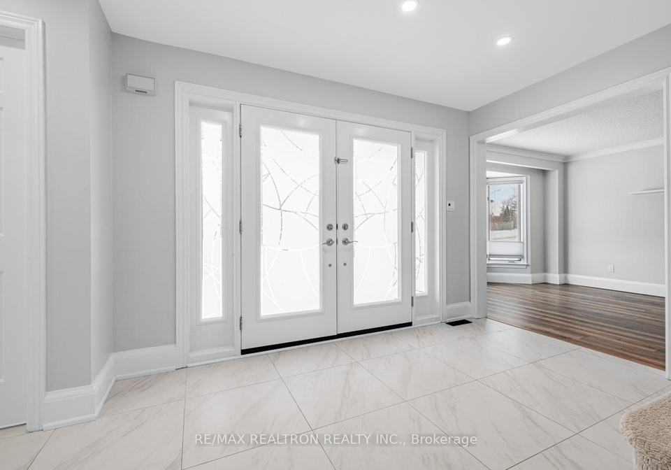 22-willis-drive-aurora-ontario-n12720404