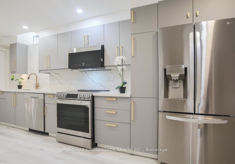 87-woodriver-street-richmond-hill-ontario-n12720812