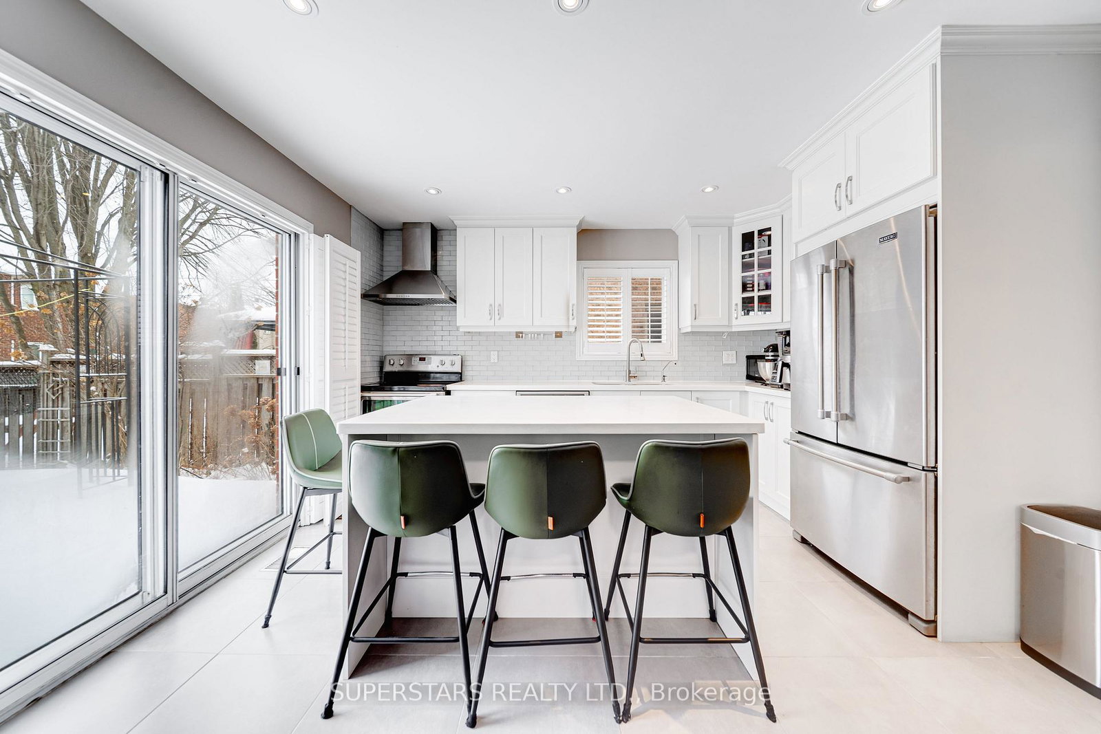 363-pickering-crescent-newmarket-ontario-n12720880