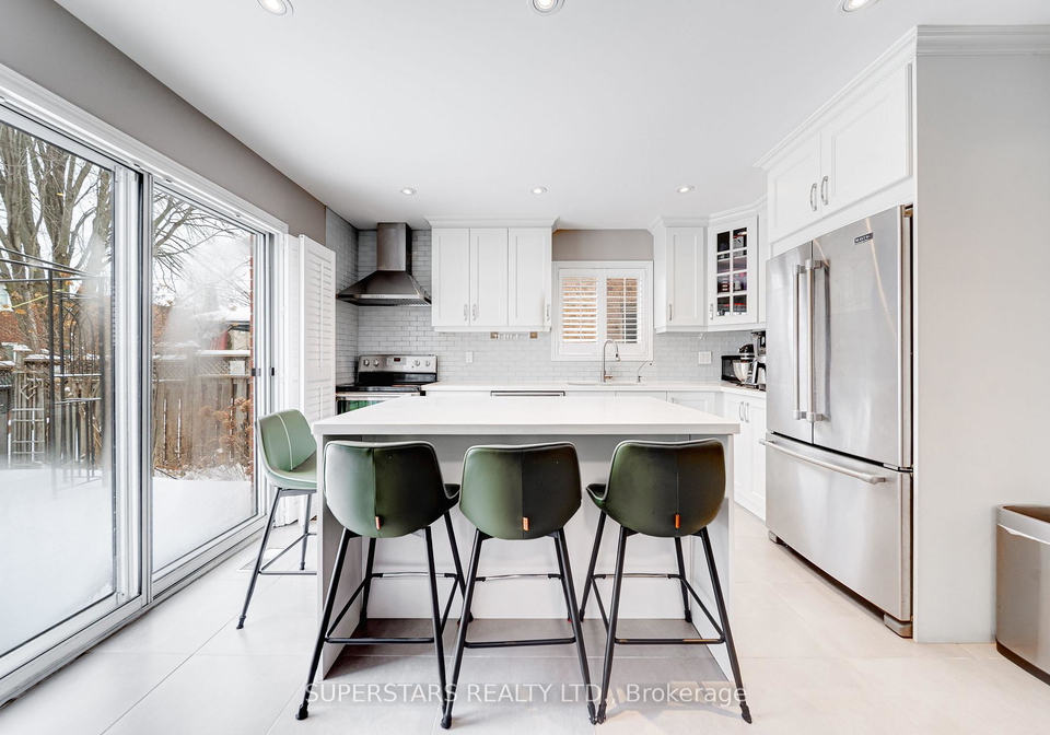 363-pickering-crescent-newmarket-ontario-n12720880
