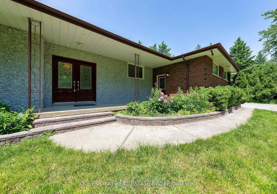 1268-15th-side-road-king-ontario-n12724182