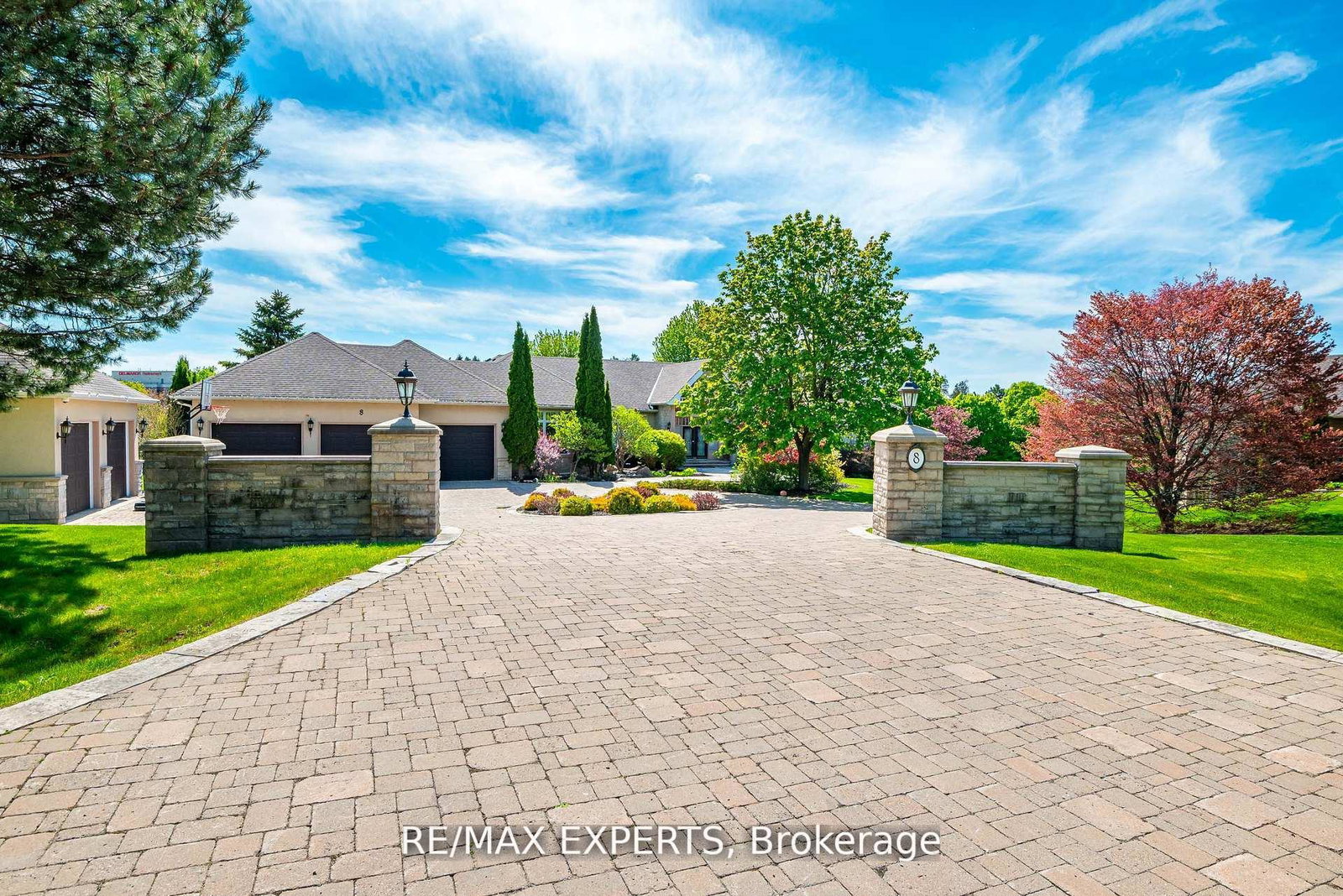 8-alm-court-aurora-ontario-n12724686