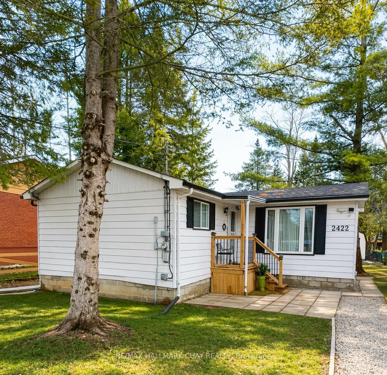 2422-25-side-road-innisfil-ontario-n12726762