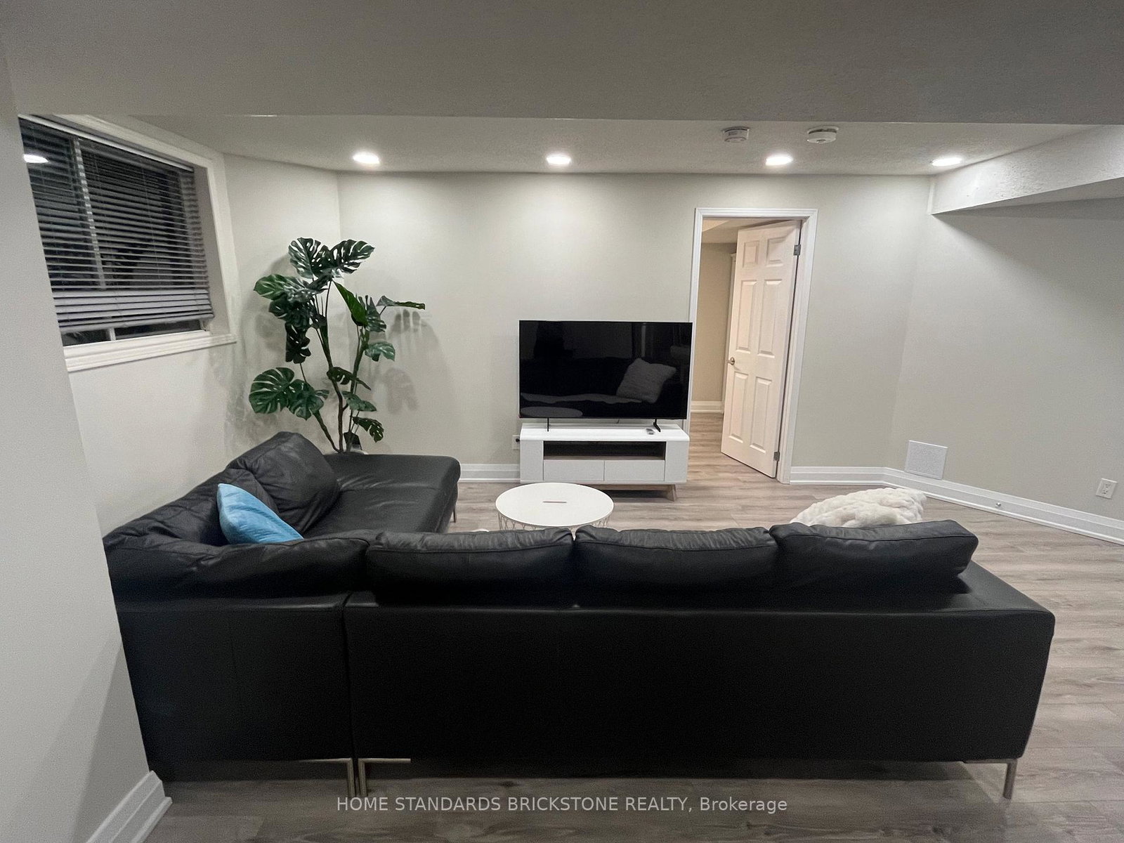 73-janesville-road-vaughan-ontario-n12726942