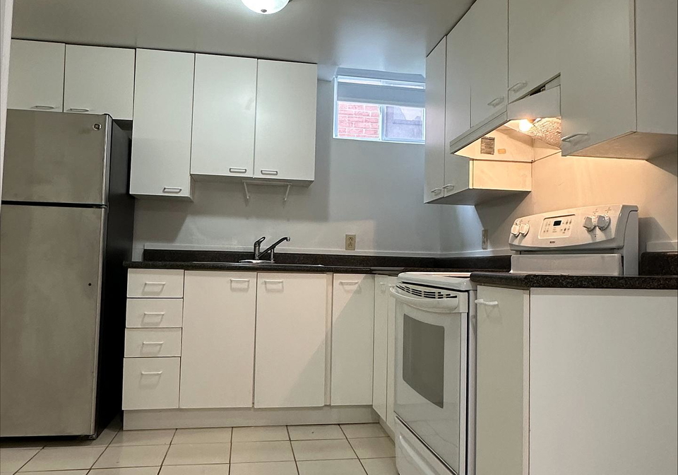 12-marcus-crescent-markham-ontario-n12727170
