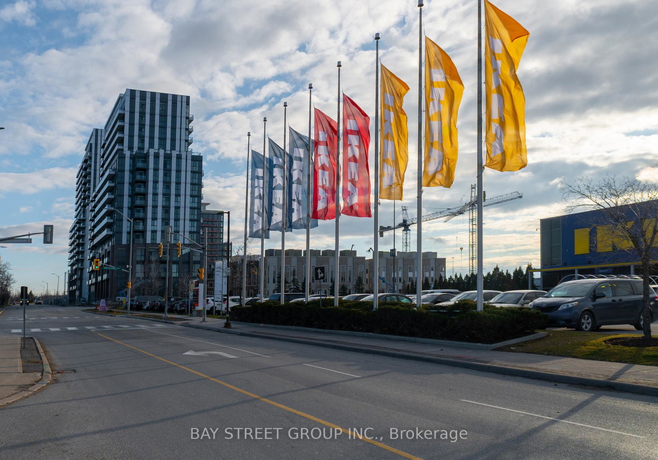 10-honeycrisp-crescent-n-vaughan-ontario-n12728088