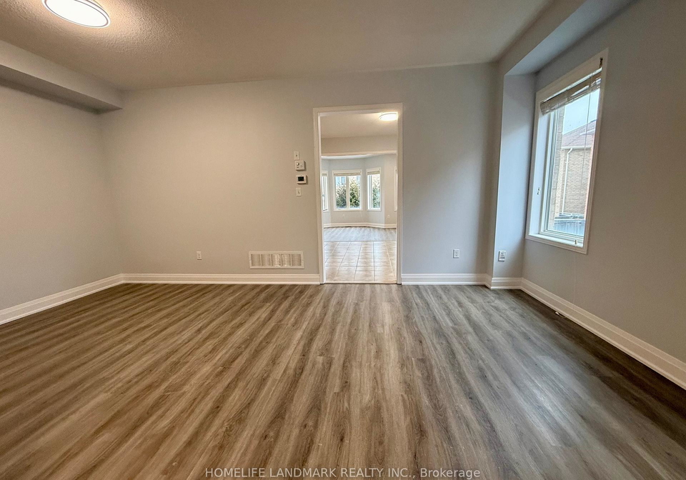 1268-blencowe-crescent-newmarket-ontario-n12729046