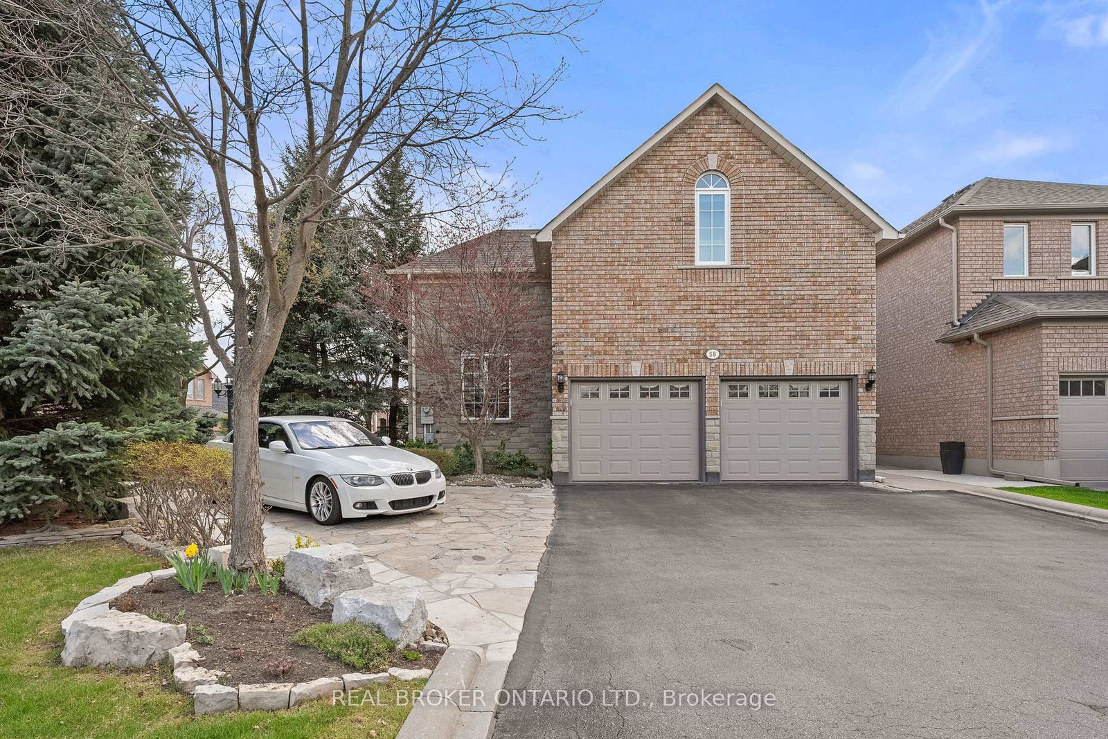 58-calera-crescent-vaughan-ontario-n12729224