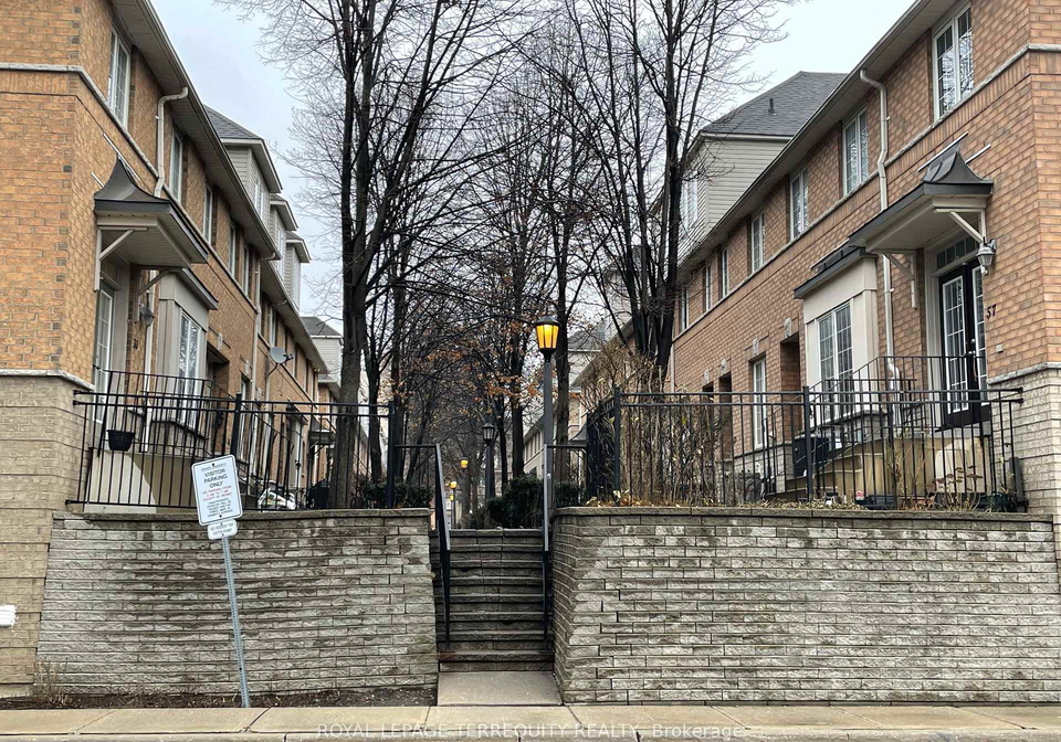 23-observatory-lane-richmond-hill-ontario-n12730720