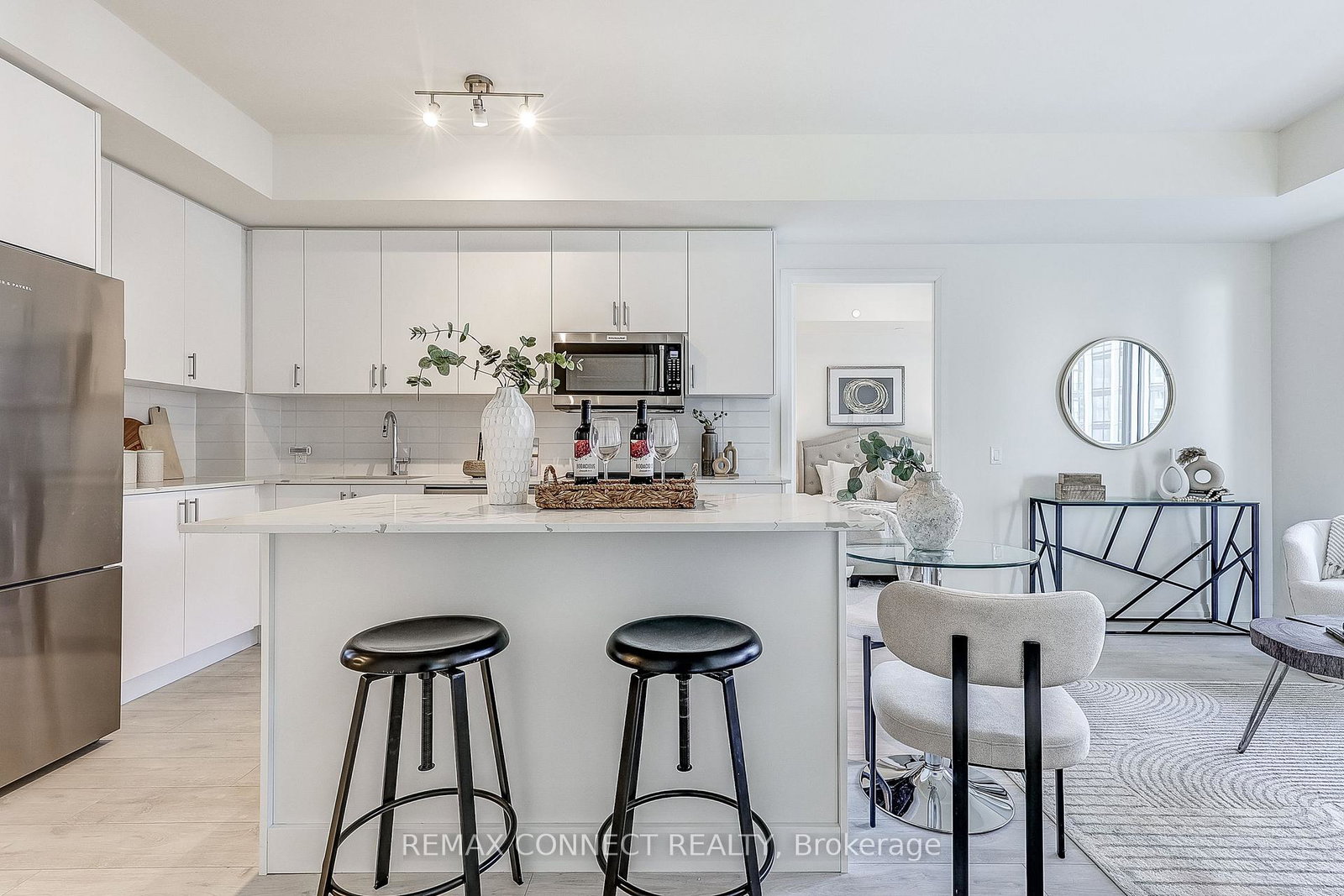 8960-jane-street-vaughan-ontario-n12731378