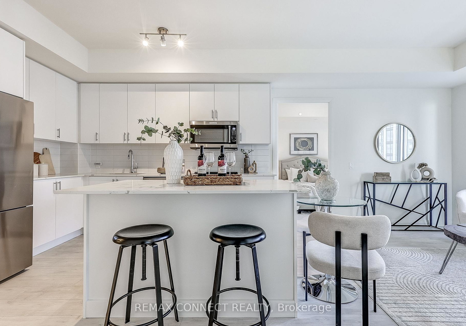 8960-jane-street-vaughan-ontario-n12731378