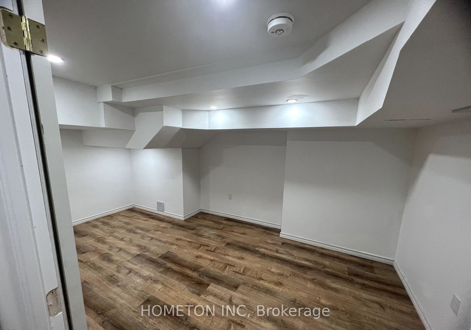 4-pridham-basement-place-new-tecumseth-ontario-n12733100