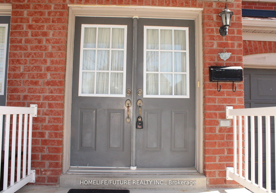 33-tara-crescent-markham-ontario-n12733206