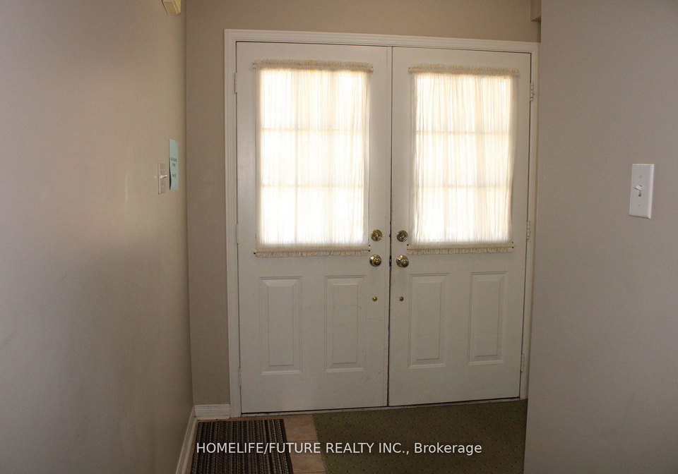 33-tara-crescent-markham-ontario-n12733206