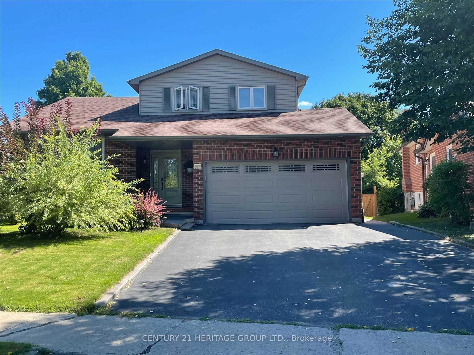 217-yorkshire-drive-newmarket-ontario-n12733300
