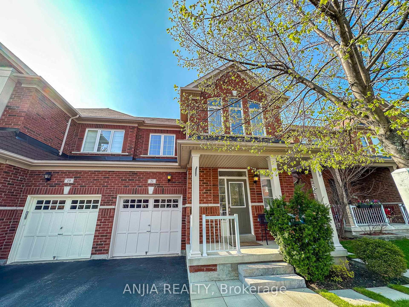 21-fitzroy-avenue-markham-ontario-n12734002