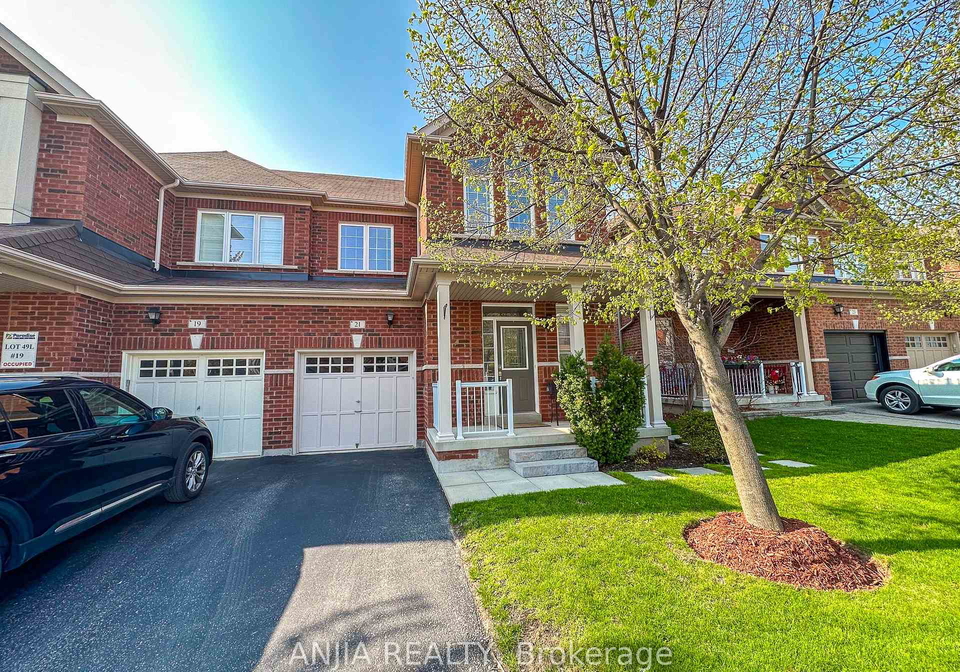 21-fitzroy-avenue-markham-ontario-n12734002