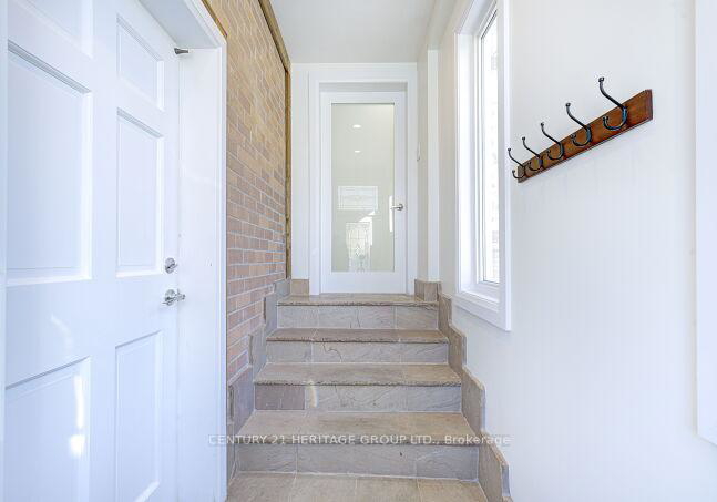 187-currey-crescent-newmarket-ontario-n12735564