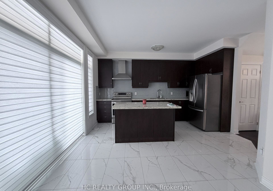 99-grand-trunk-avenue-vaughan-ontario-n12735914