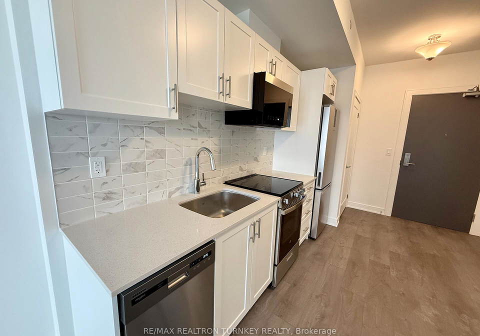 705-davis-drive-newmarket-ontario-n12737350