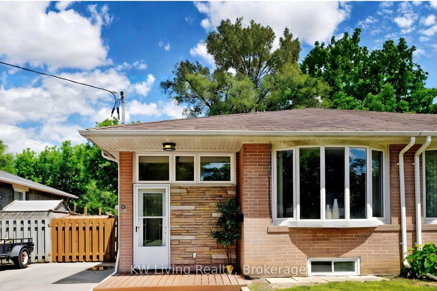83-lindsay-avenue-newmarket-ontario-n12739476