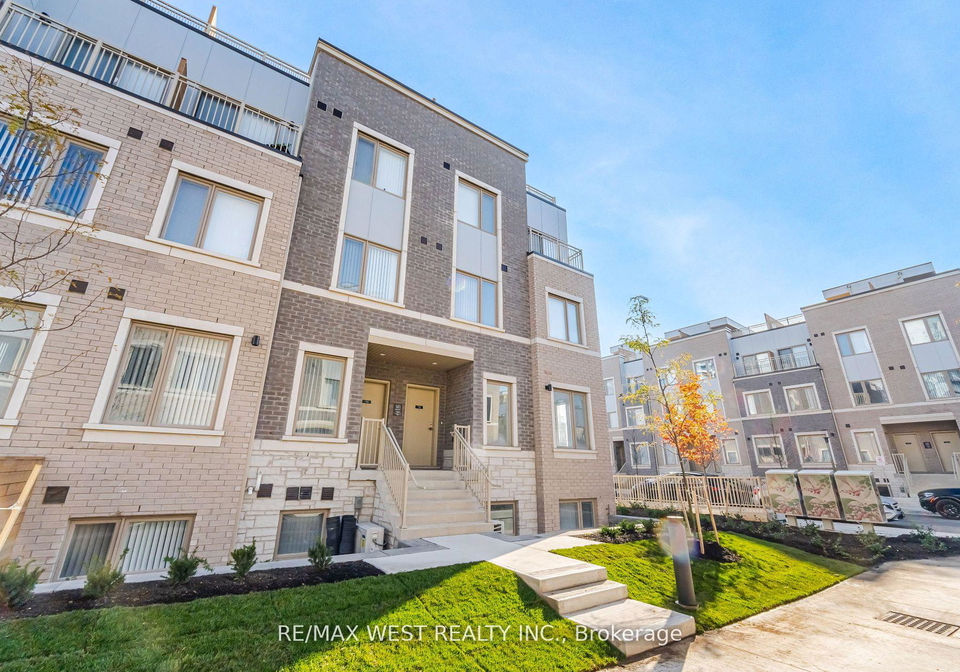 141-honeycrisp-crescent-vaughan-ontario-n12740042