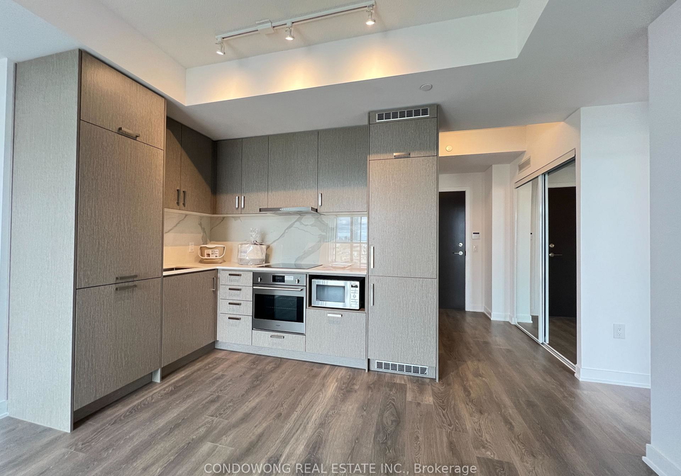 60-honeycrisp-crescent-vaughan-ontario-n12740852