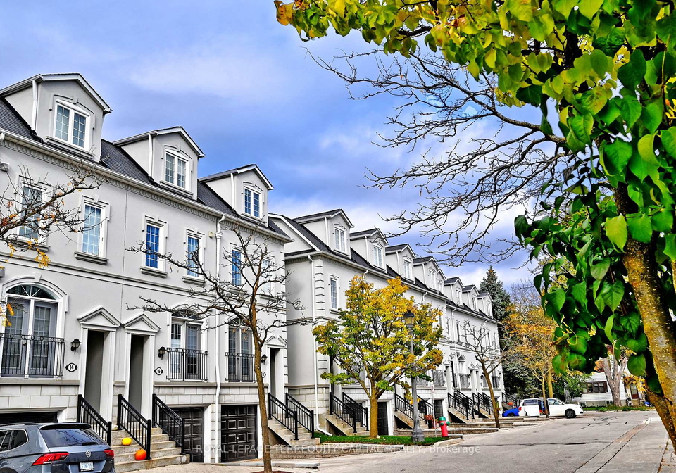 38-hunt-avenue-richmond-hill-ontario-n12741440