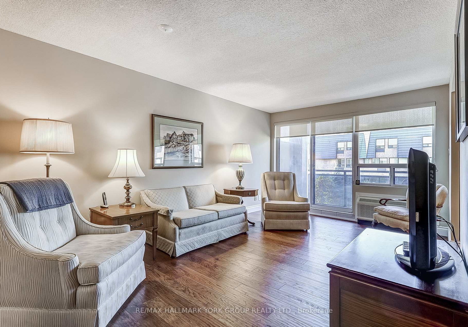 155-main-street-newmarket-ontario-n12743602