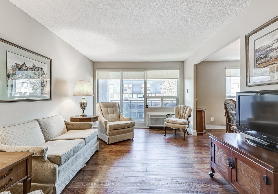 155-main-street-newmarket-ontario-n12743602