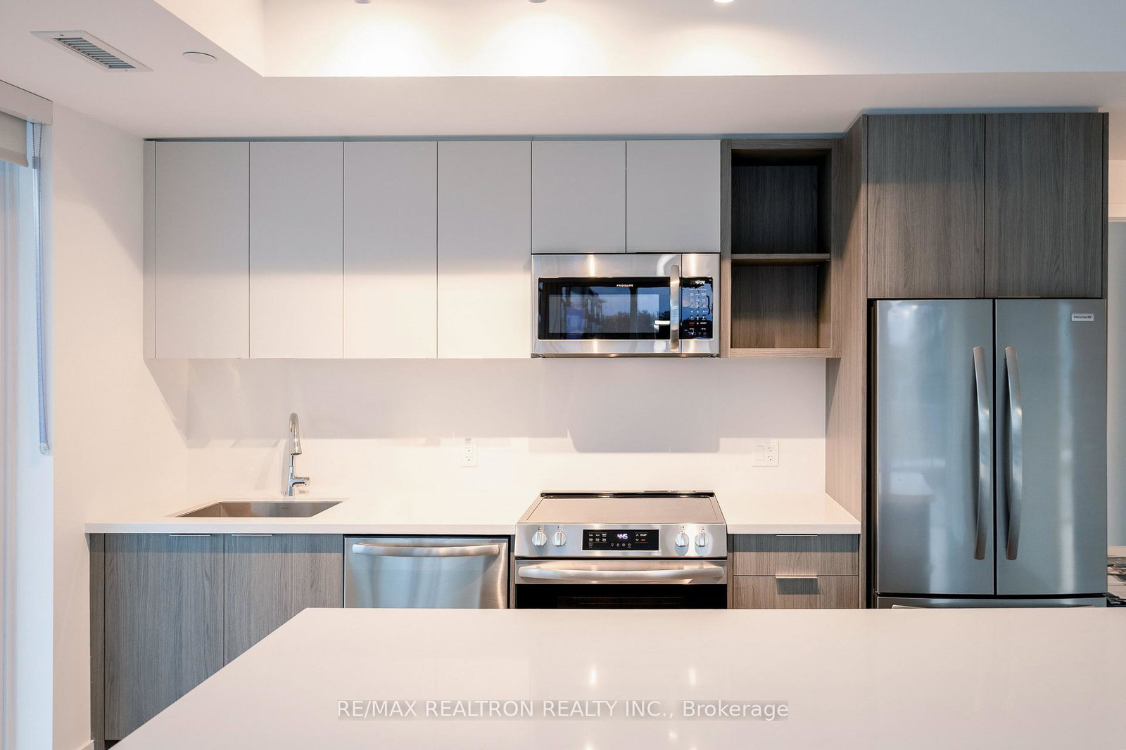 333-sunseeker-avenue-innisfil-ontario-n12744972