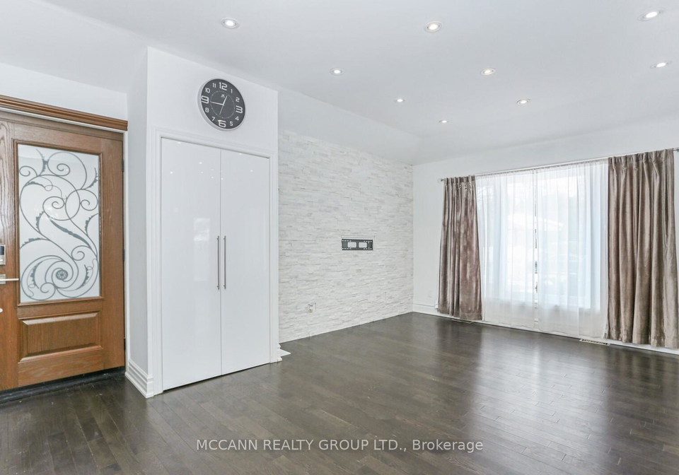 81-heights-drive-aurora-ontario-n12746132