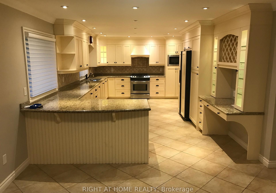 24-vintage-lane-markham-ontario-n12746992