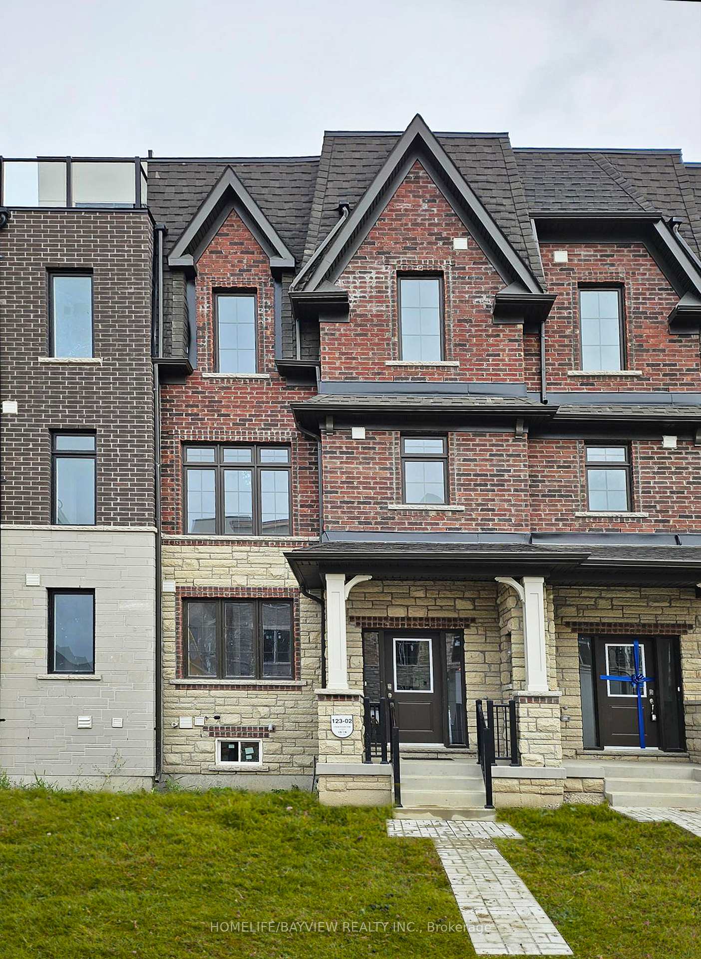 4-guardhouse-crescent-markham-ontario-n12747196