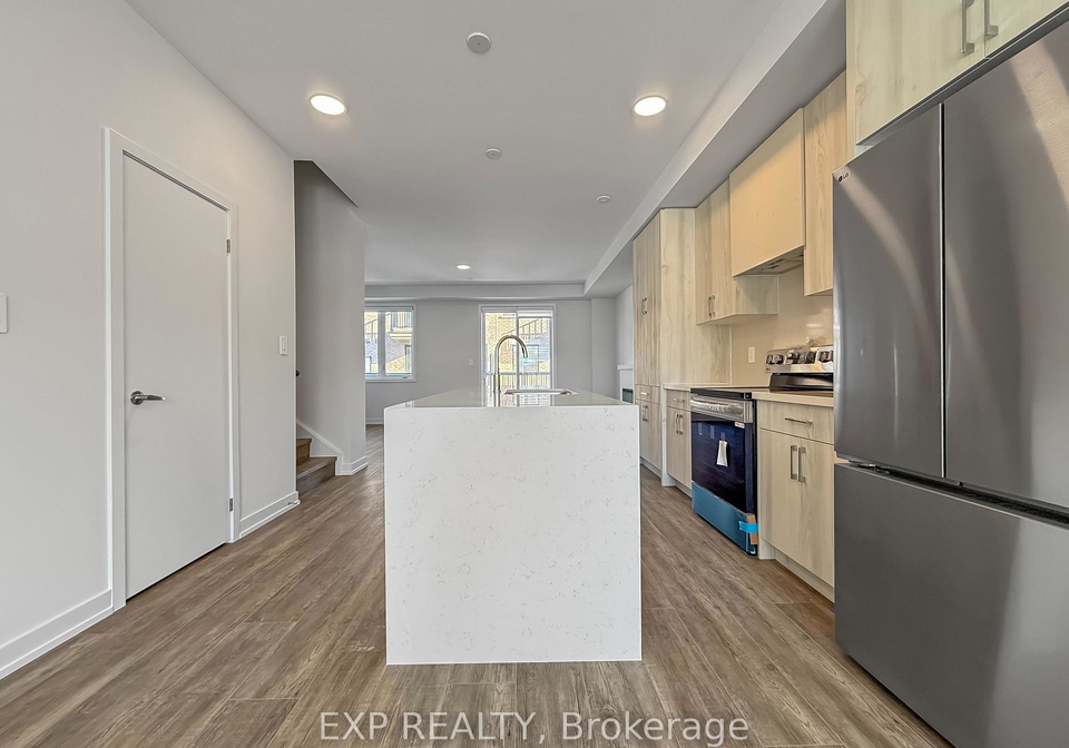 15-victor-metcalf-lane-richmond-hill-ontario-n12747488