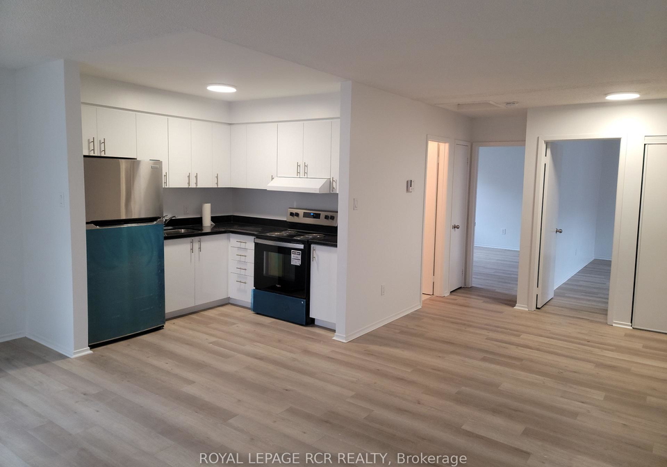 2-orchard-heights-aurora-ontario-n12748256
