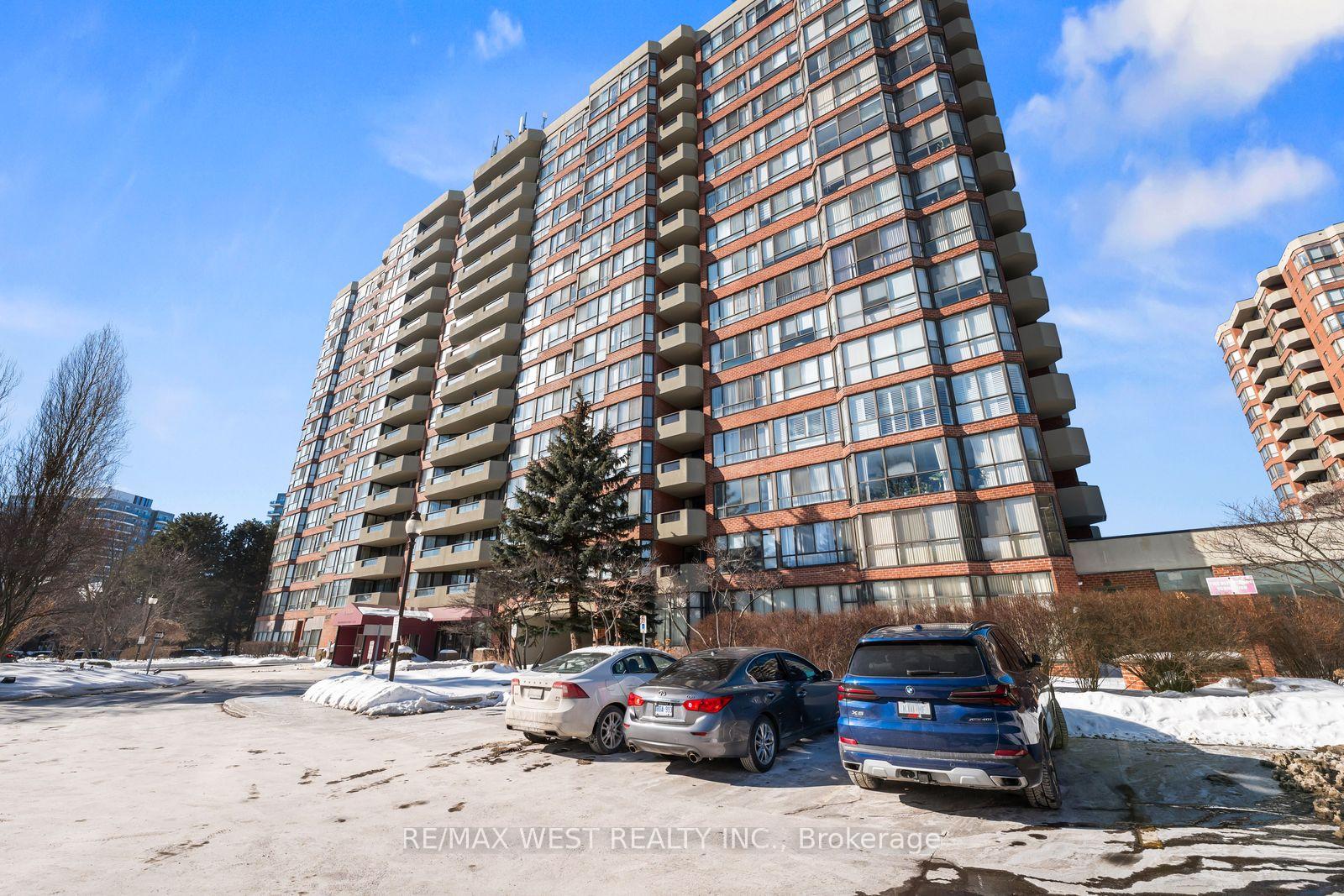 100-observatory-lane-richmond-hill-ontario-n12748380