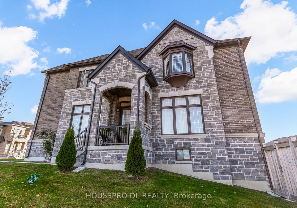 136-carriage-shop-bend-east-gwillimbury-ontario-n12748582