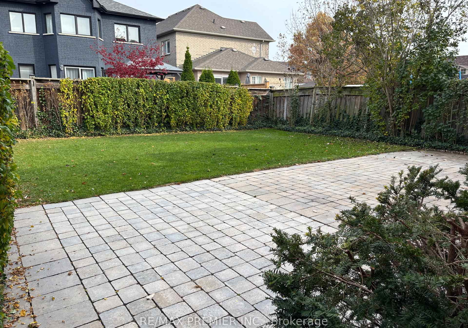 325-vellore-avenue-vaughan-ontario-n12750962